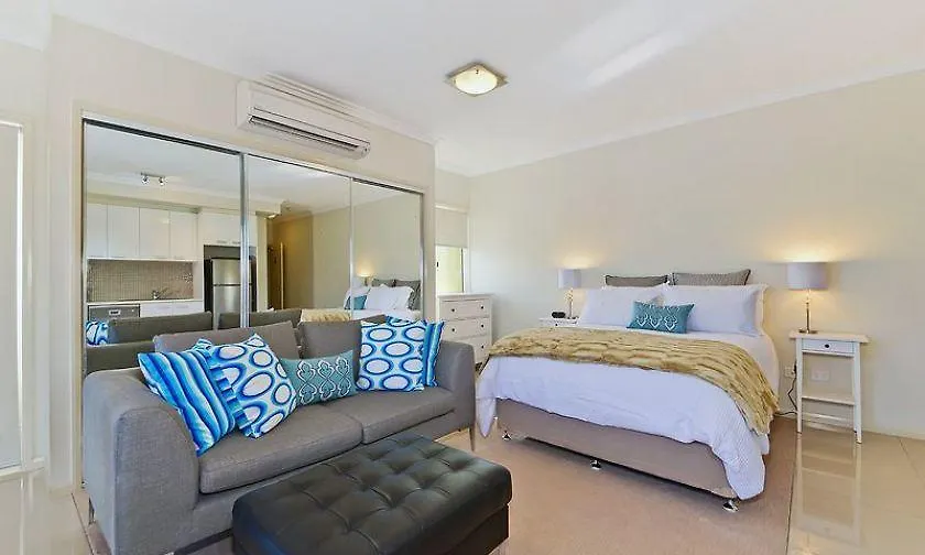 Suttons Beach Apartments Redcliffe