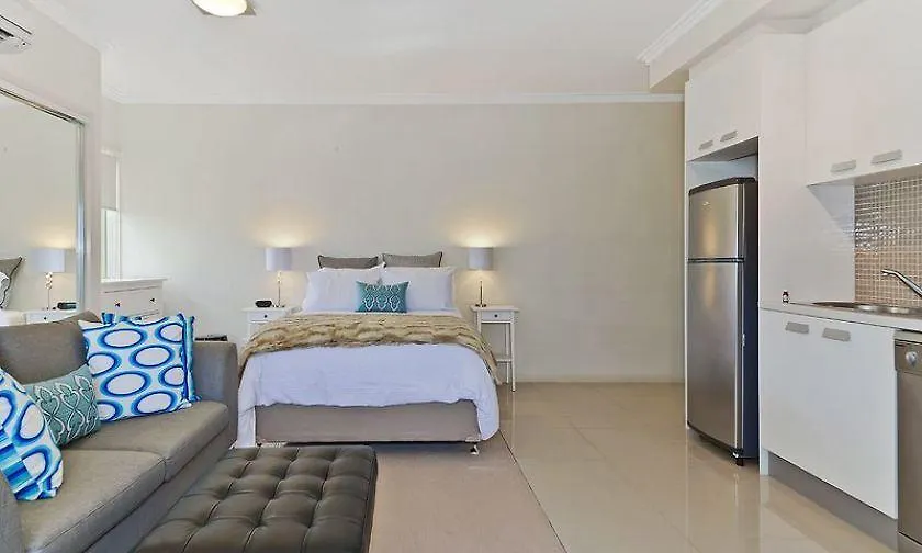 Suttons Beach Apartments Redcliffe
